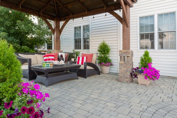 Cost of Patio Pavers Construction in Manchester
