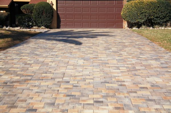 Driveway Pavers Replacement in Manchester